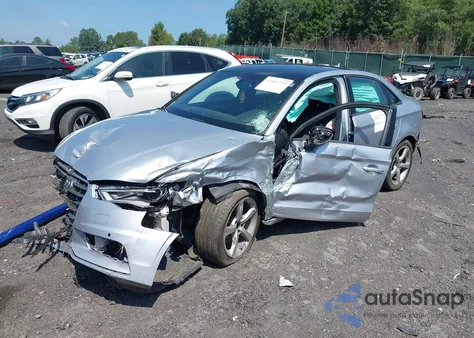 2015 Audi A3 2.0T Premium z USA, uszkodzony, nr VIN WAUBFGFF0F1062297